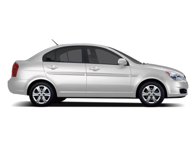 Image 2 of 2010 Hyundai Accent…