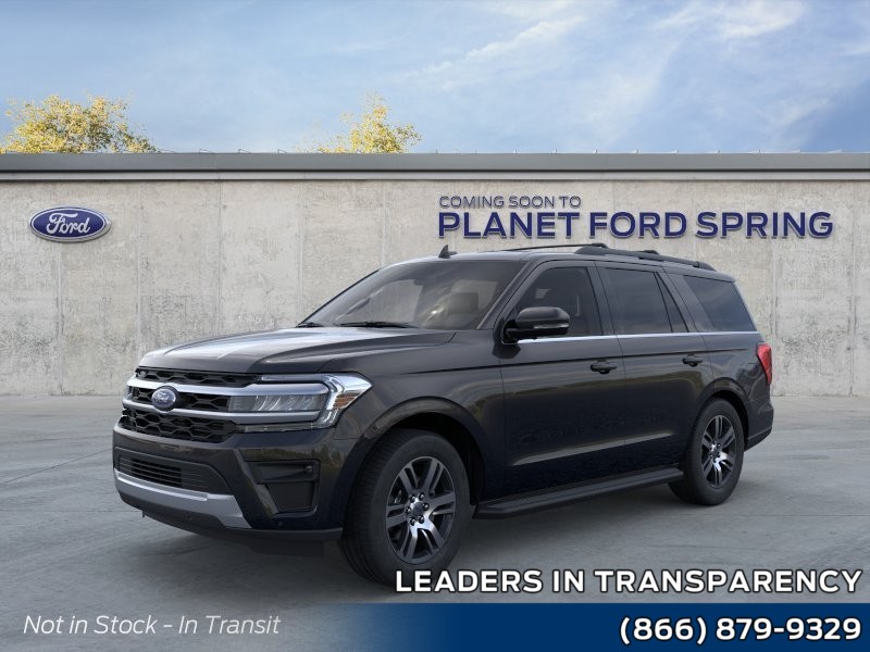 The 2024 Ford Expedition XLT 4x2 photos