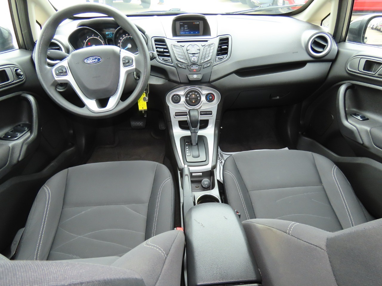 2018 Ford Fiesta SE Hatch photo