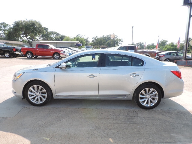 2015 Buick LaCrosse FWD Leather photo