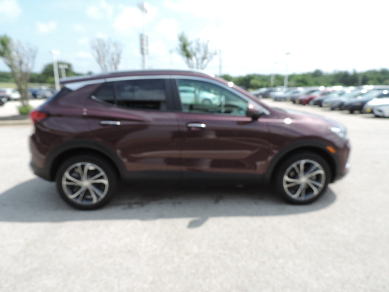 2023 Buick Encore GX FWD 4dr Select photo