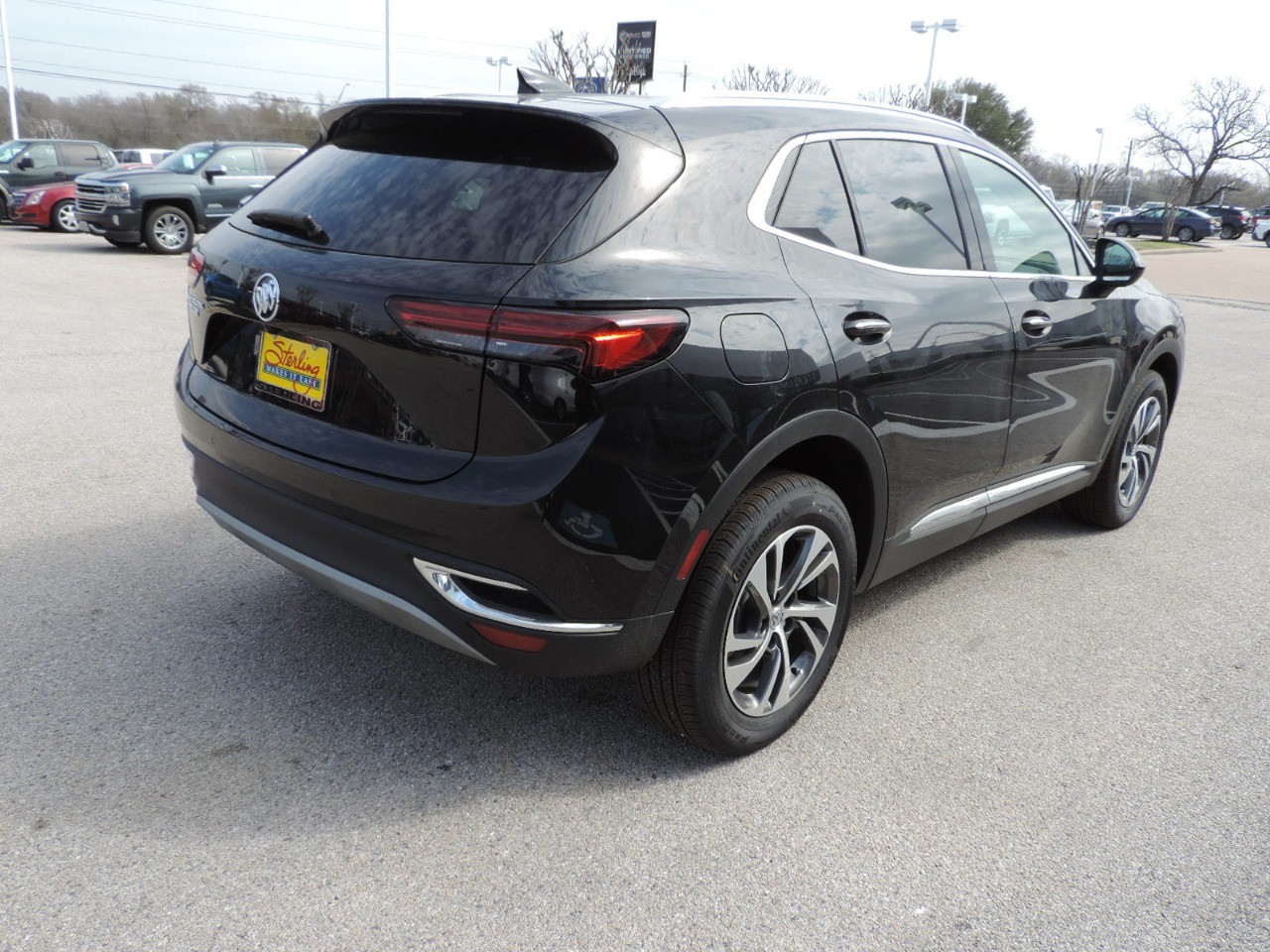 2023 Buick Envision FWD 4dr Essence photo