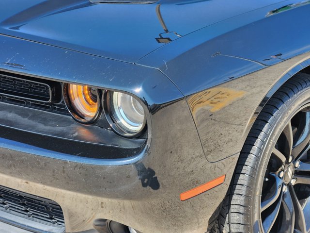 2018 Dodge Challenger SXT 8