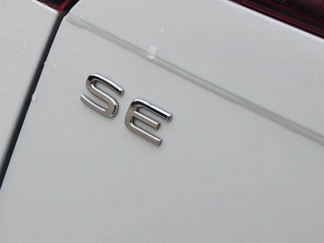 2023 Volkswagen Tiguan SE 11