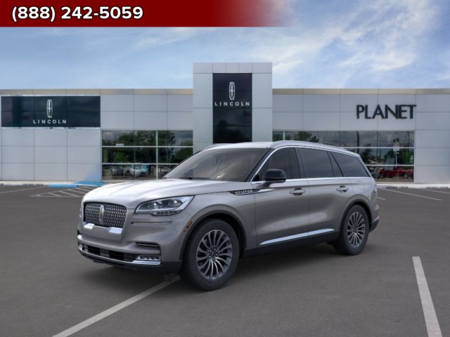 The 2023 Lincoln Aviator Reserve AWD photos