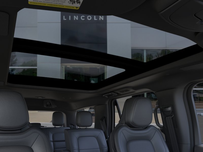 2023 Lincoln Navigator Reserve 4x2 photo