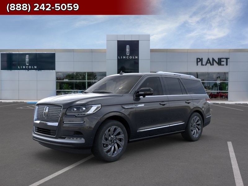 The 2023 Lincoln Navigator Reserve 4x4 (LCTP) photos