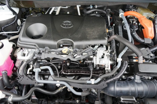 2021 Toyota Highlander Hybrid Platinum AWD (Natl) photo