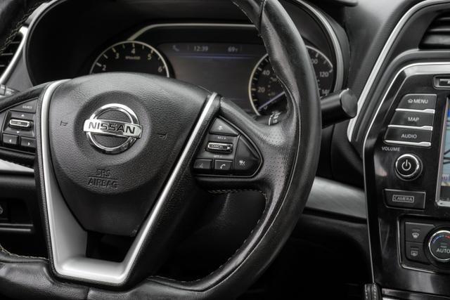 2017 Nissan Maxima SL (2017.5) Sedan 4D photo