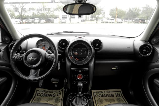 2016 MINI Countryman Cooper S Hatchback 4D photo