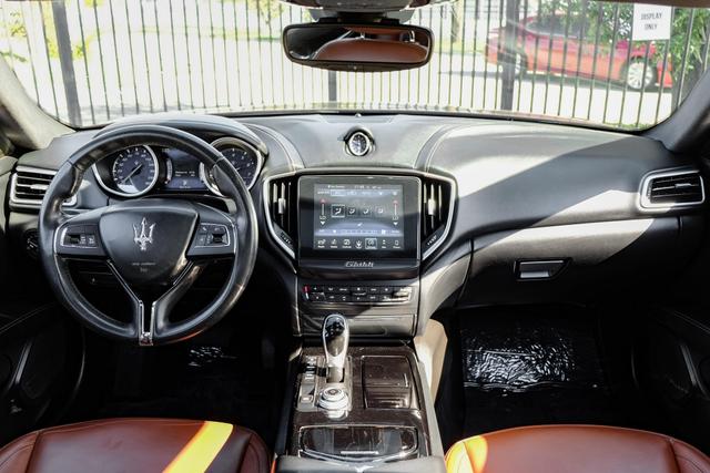 2017 Maserati Ghibli Sedan 4D photo
