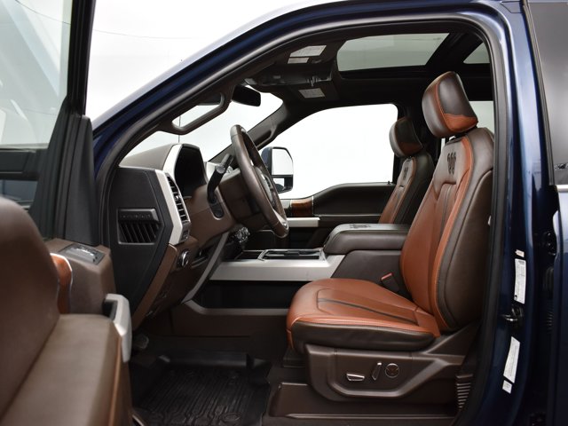 2019 Ford Super Duty F-350 DRW King Ranch photo