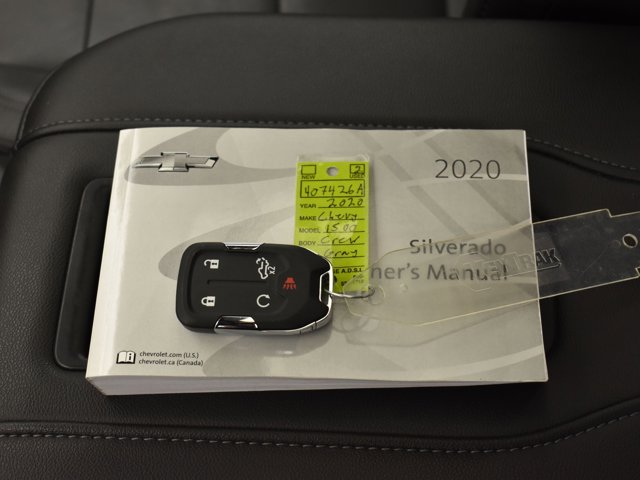 2020 Chevrolet Silverado 1500 RST photo