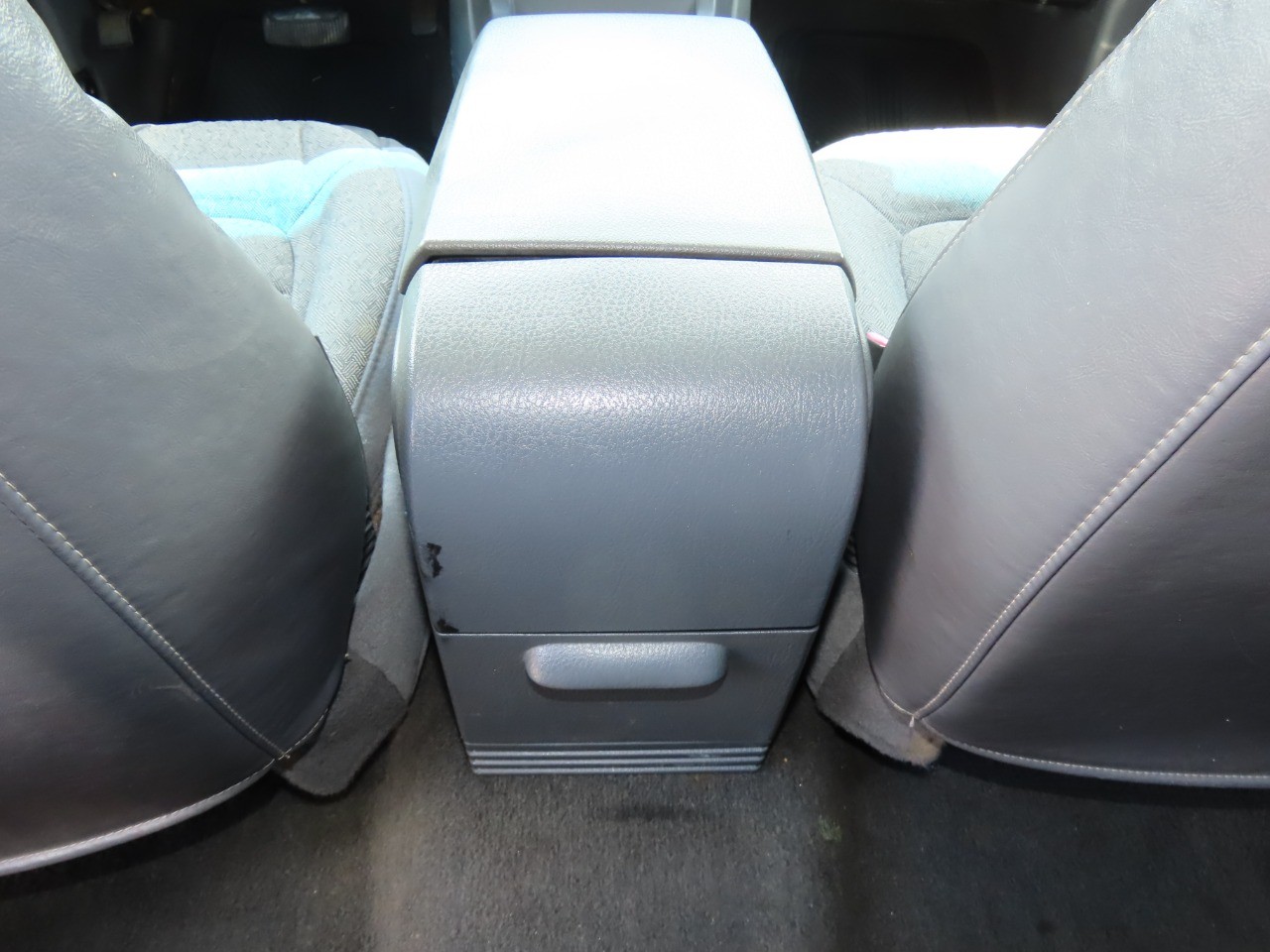 2005 Ford Explorer XLS photo