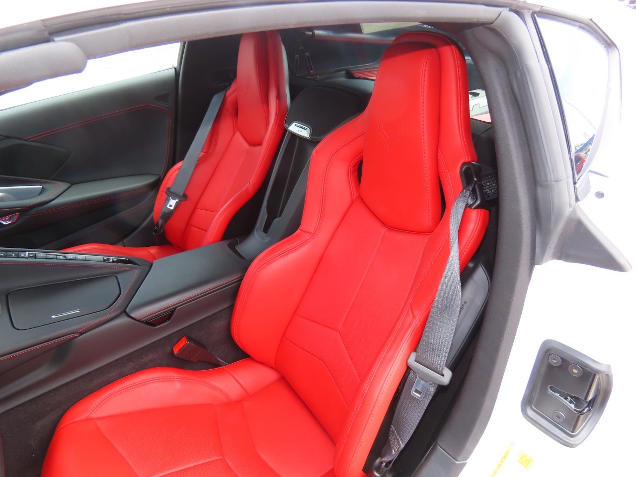 2023 Chevrolet Corvette 2dr Stingray Cpe w/1LT photo