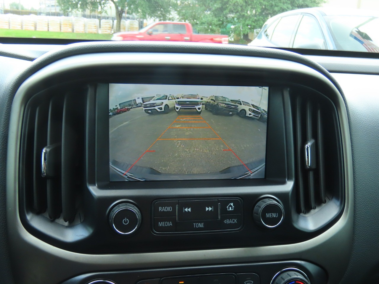 2015 Chevrolet Colorado 2WD Crew Cab 128.3 Z71 photo