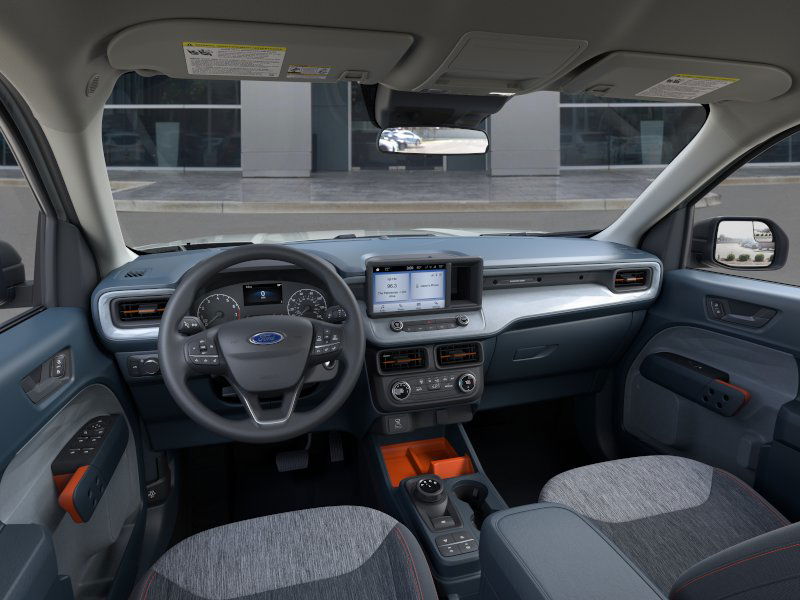 2024 Ford Maverick XLT FWD SuperCrew photo