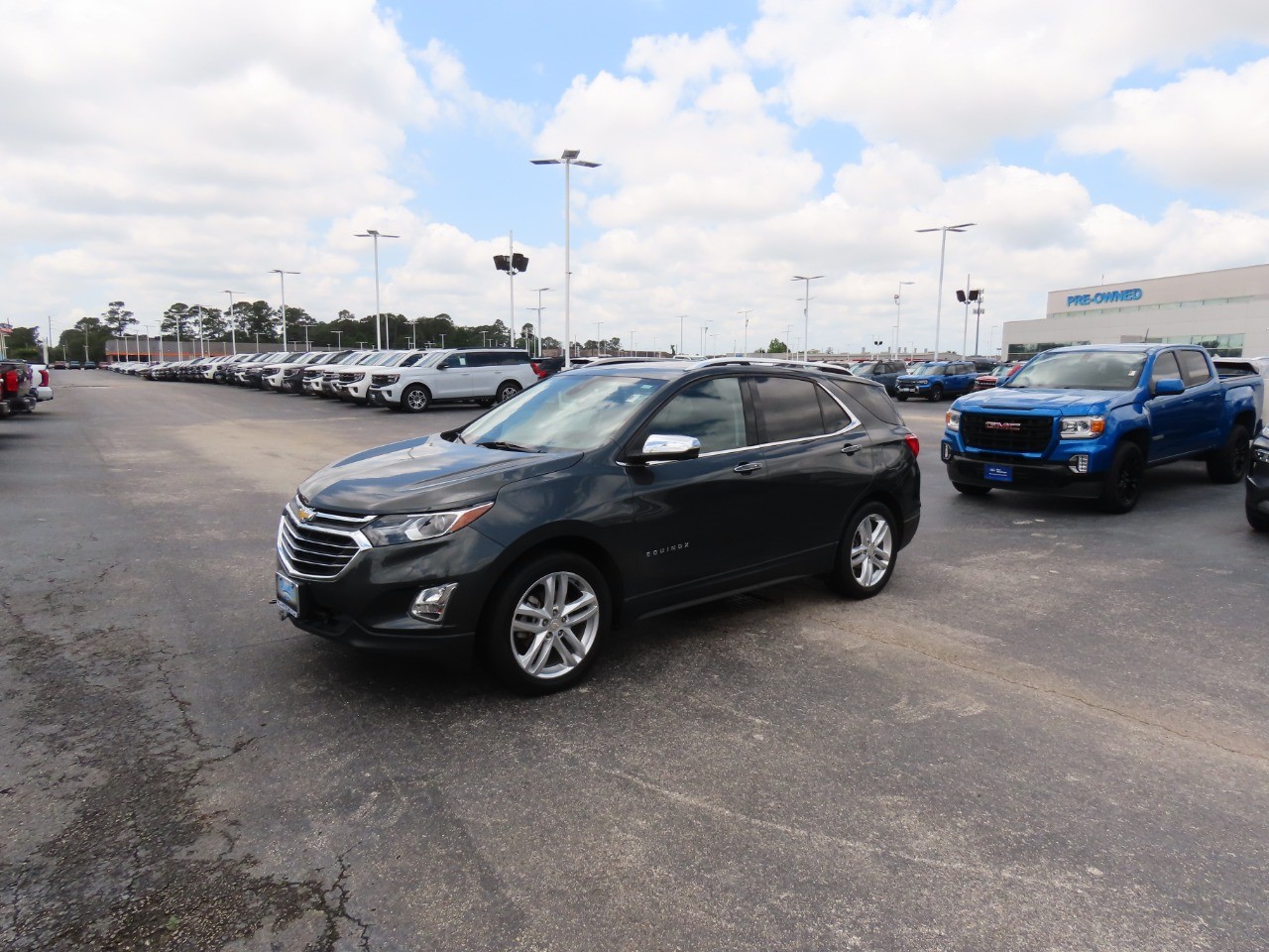2019 Chevrolet Equinox FWD 4dr Premier w/2LZ photo