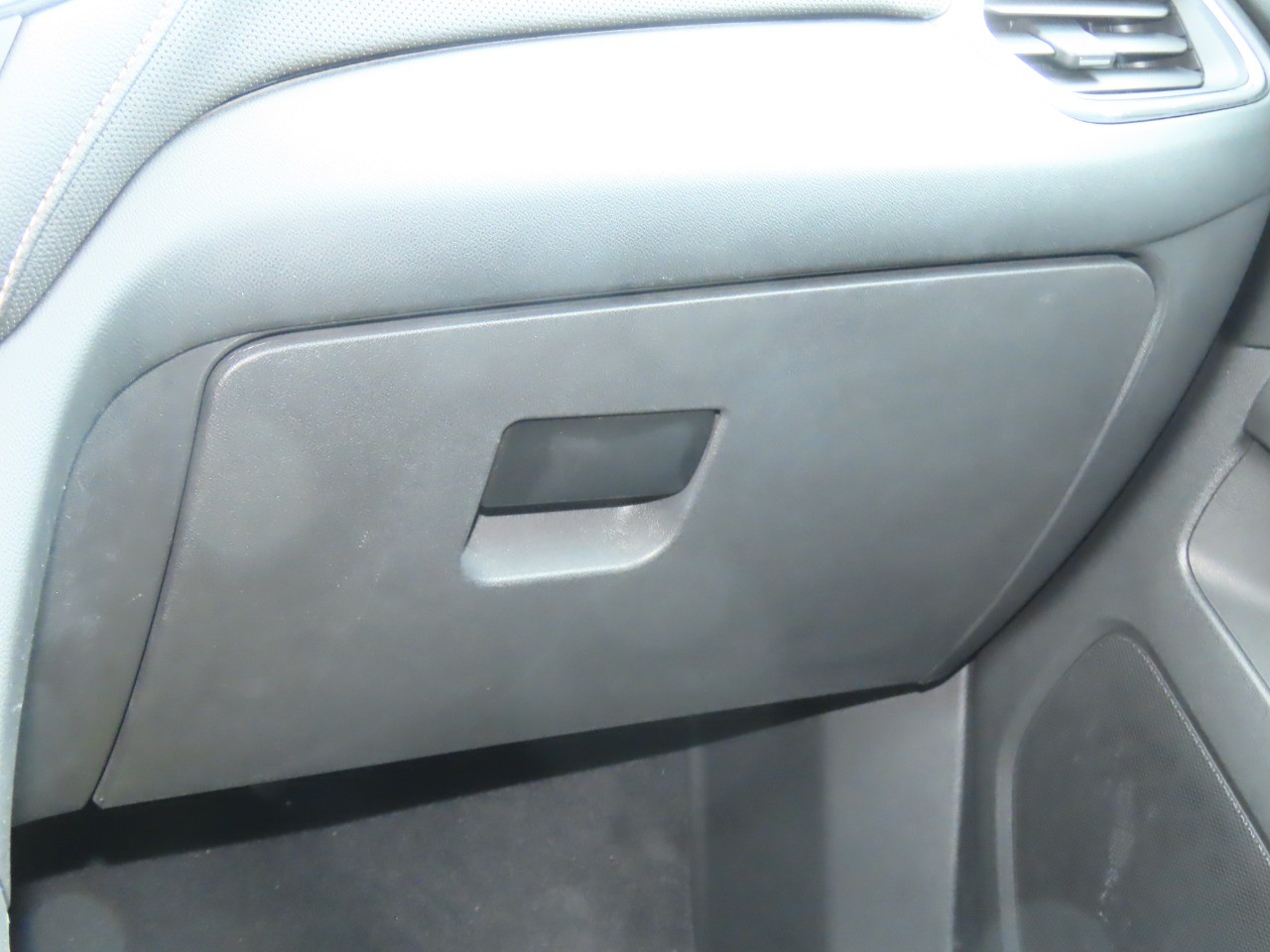 2019 Chevrolet Equinox FWD 4dr Premier w/2LZ photo