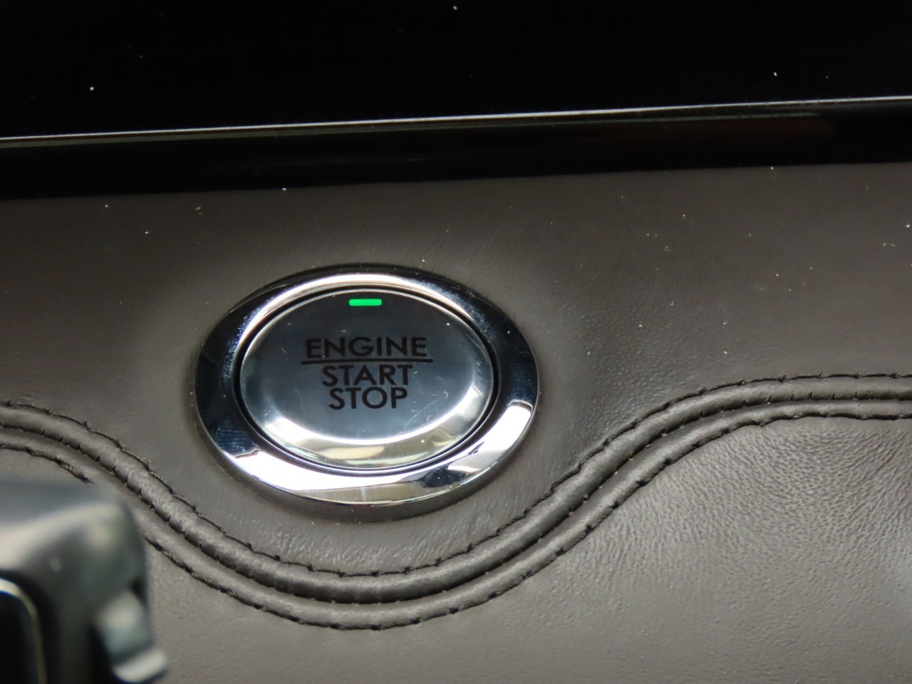 2020 Lincoln Navigator Black Label 4x4 photo