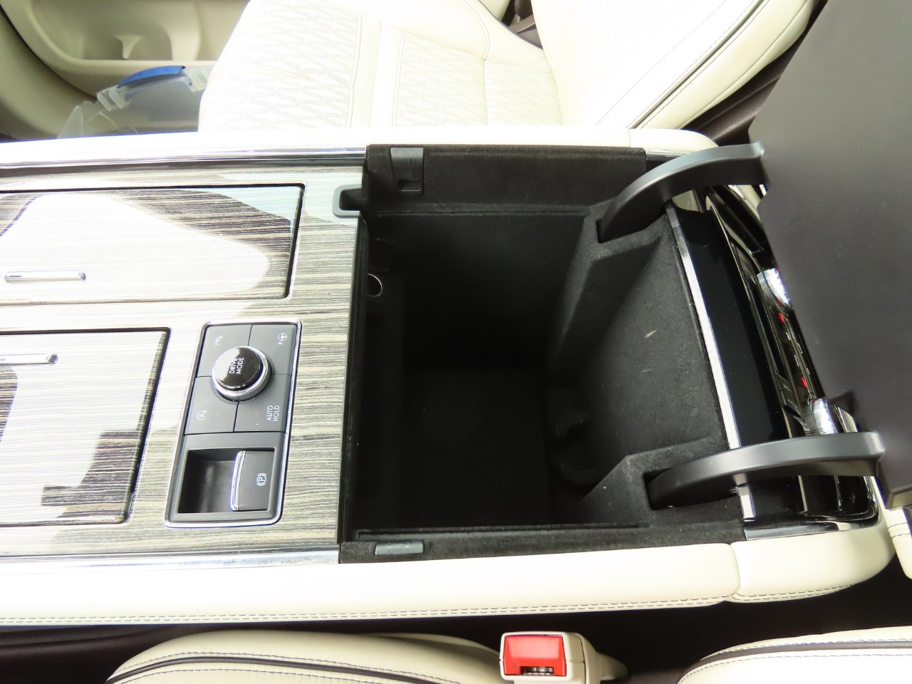 2020 Lincoln Navigator Black Label 4x4 photo
