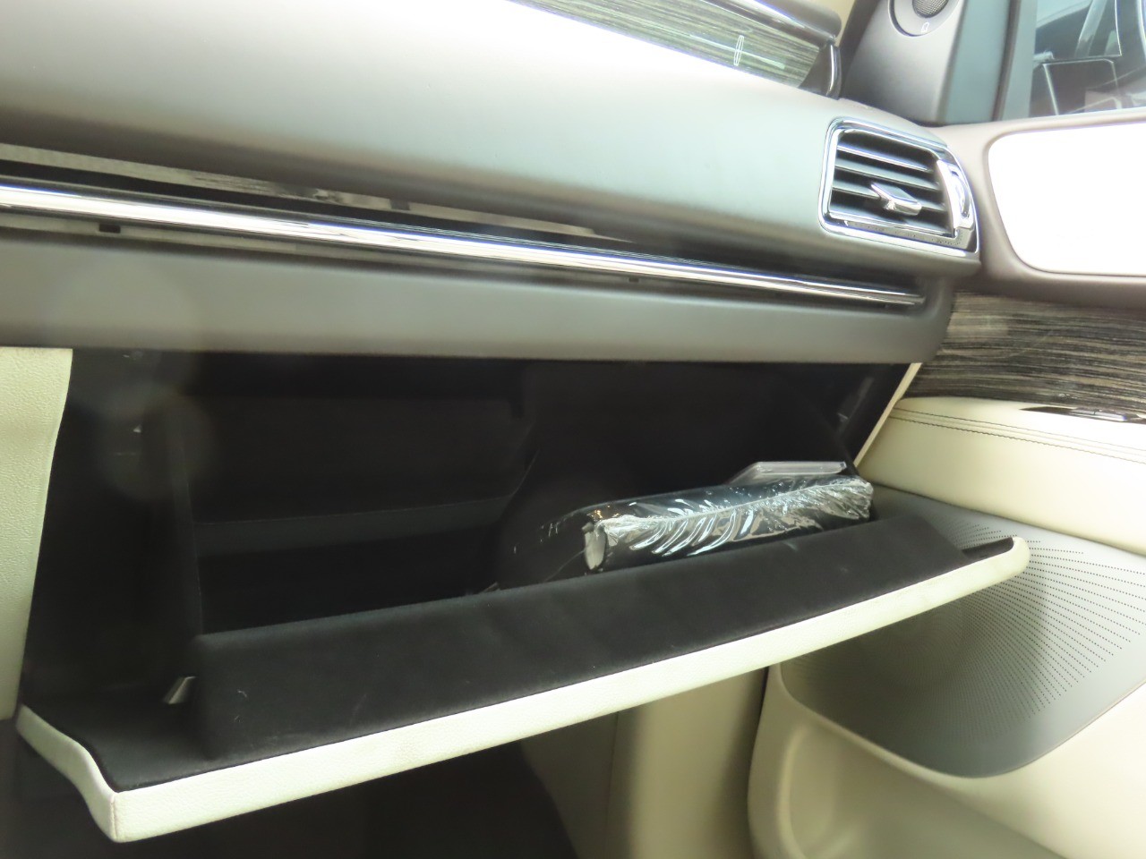2020 Lincoln Navigator Black Label 4x4 photo