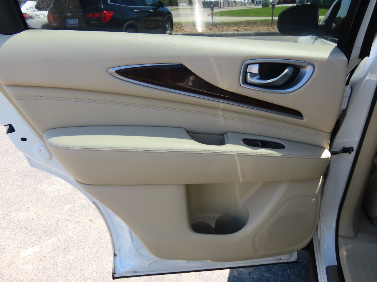 2013 Infiniti JX35 photo