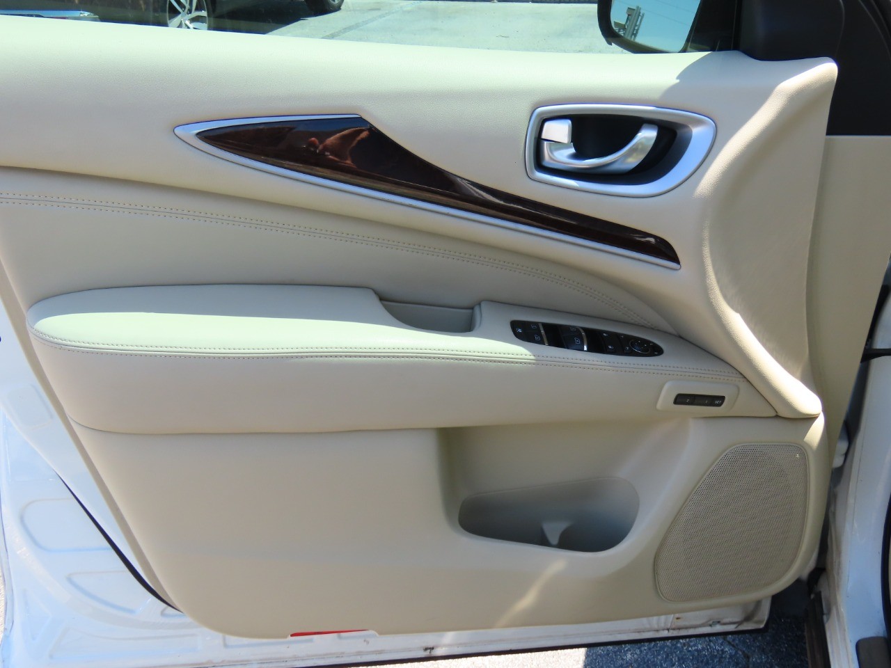 2013 Infiniti JX35 photo