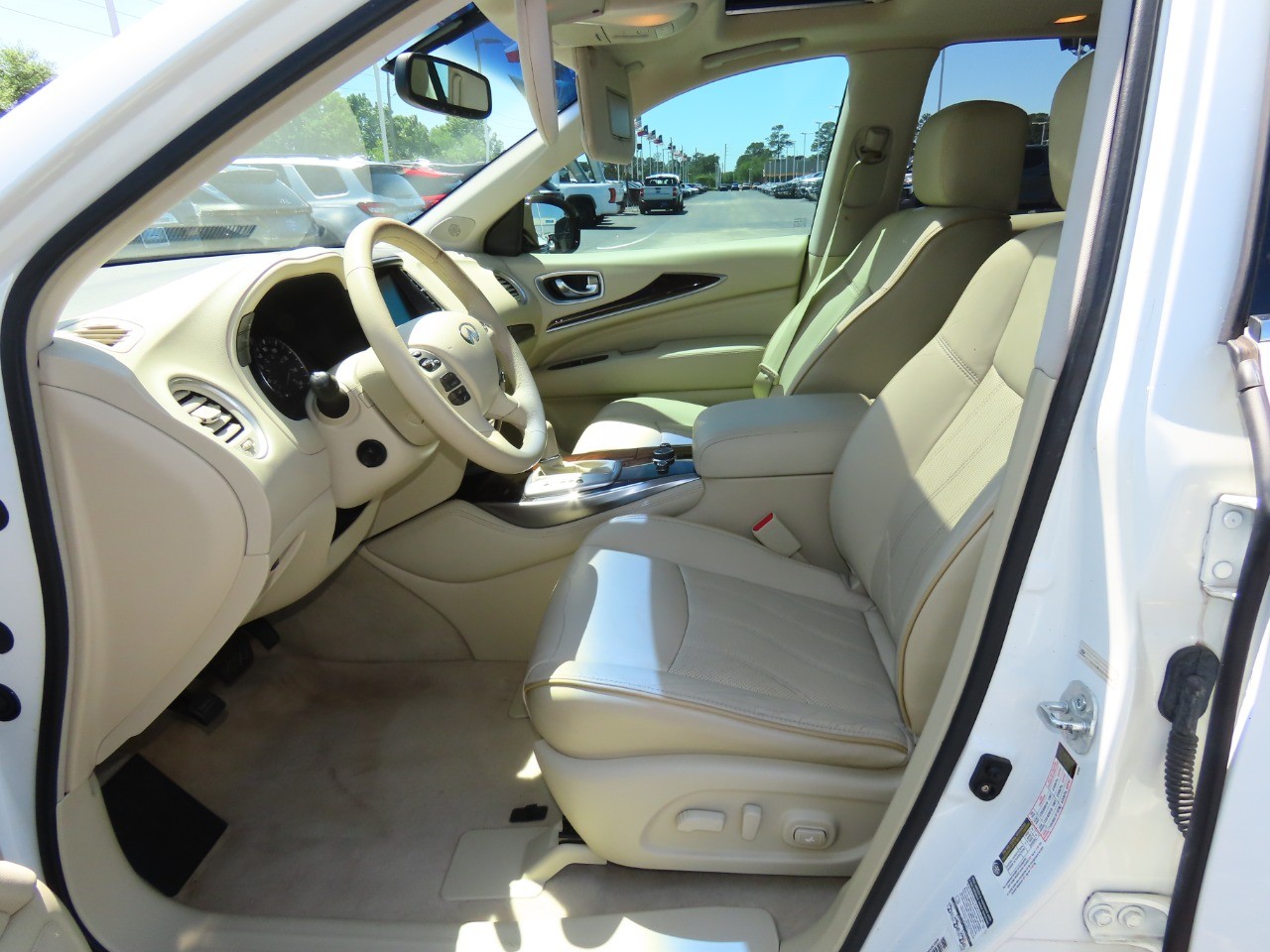 2013 Infiniti JX35 photo