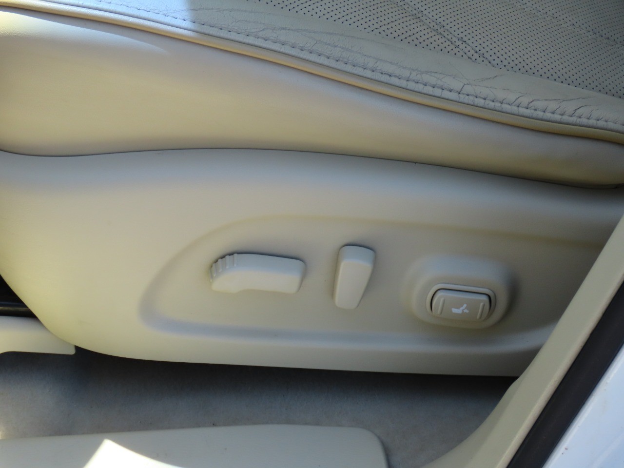 2013 Infiniti JX35 photo
