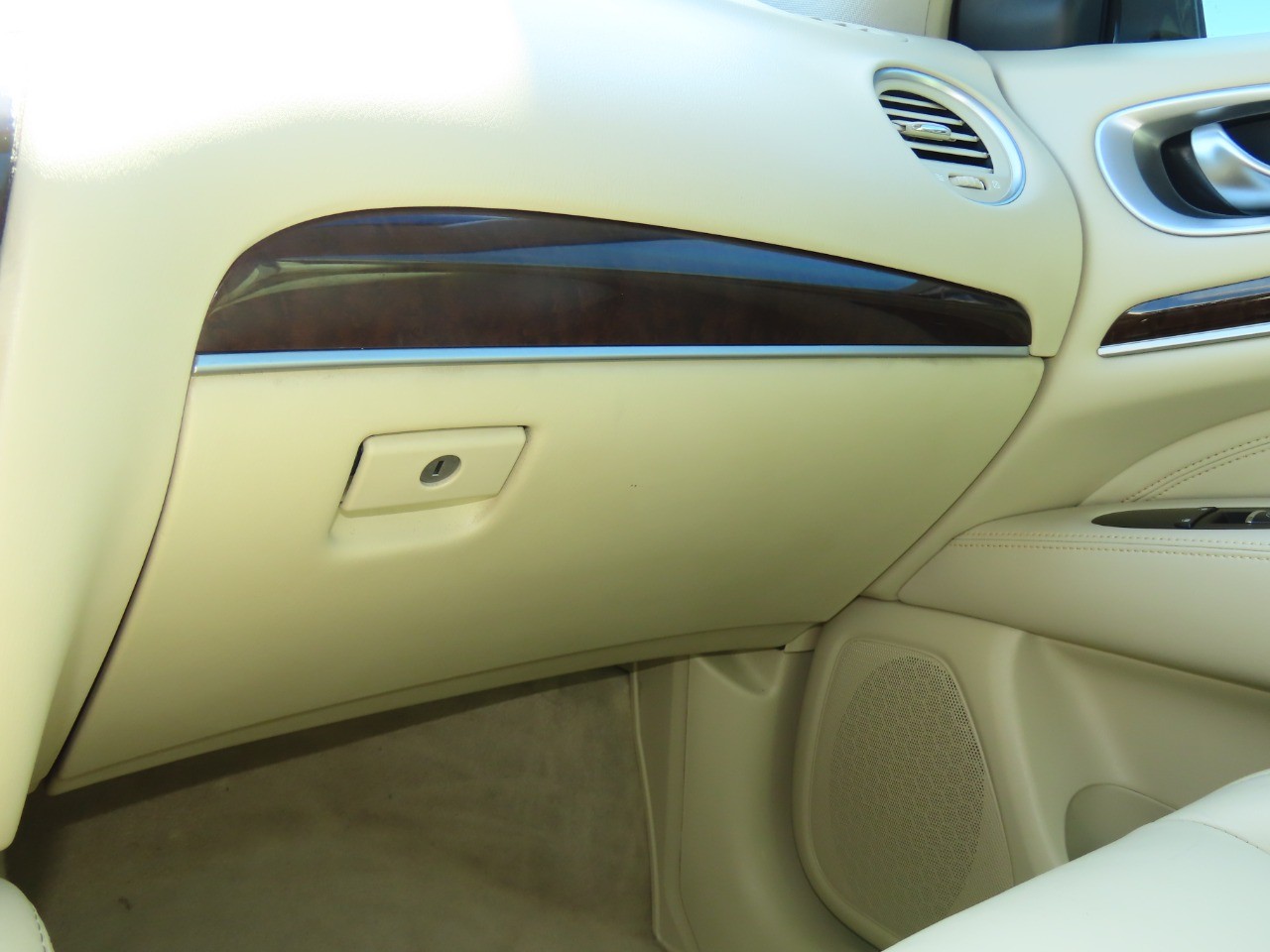 2013 Infiniti JX35 photo
