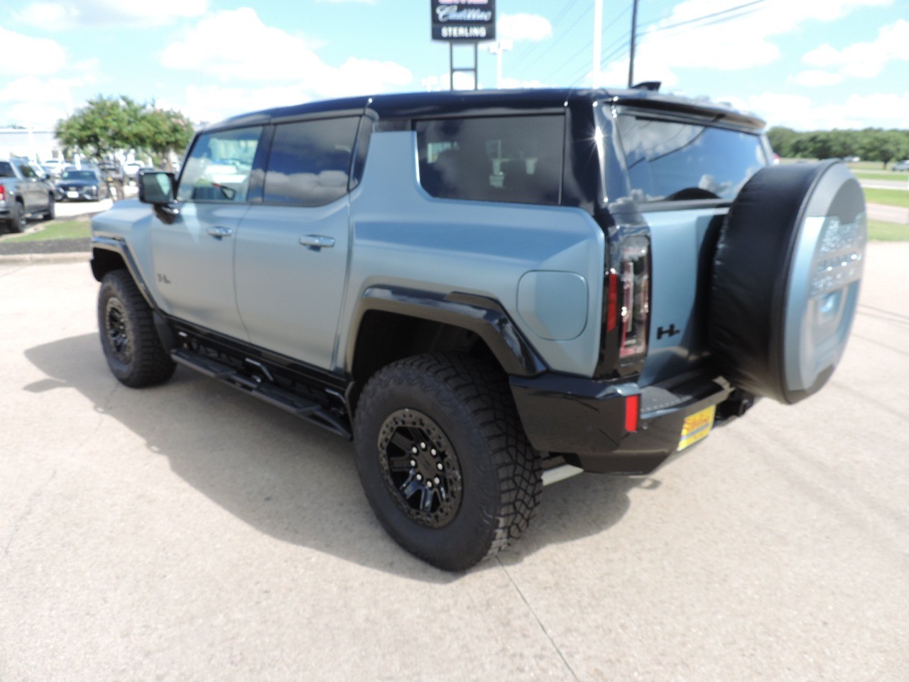 2024 GMC HUMMER EV SUV e4WD 4dr 3X photo
