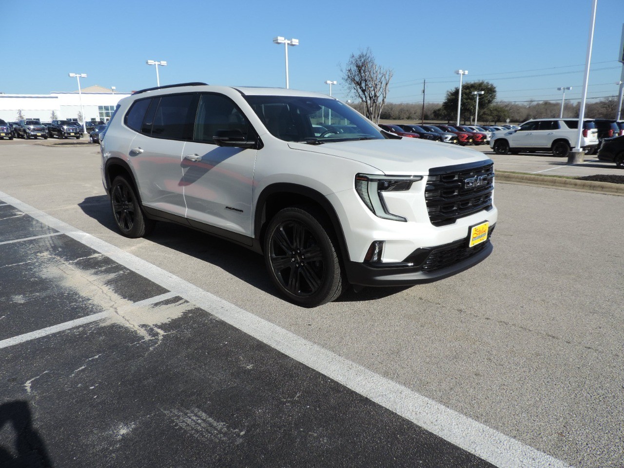 2025 GMC Acadia FWD 4dr Elevation photo