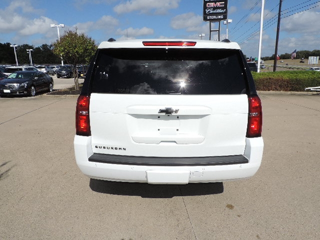 2019 Chevrolet Suburban 2WD 1500 Premier photo