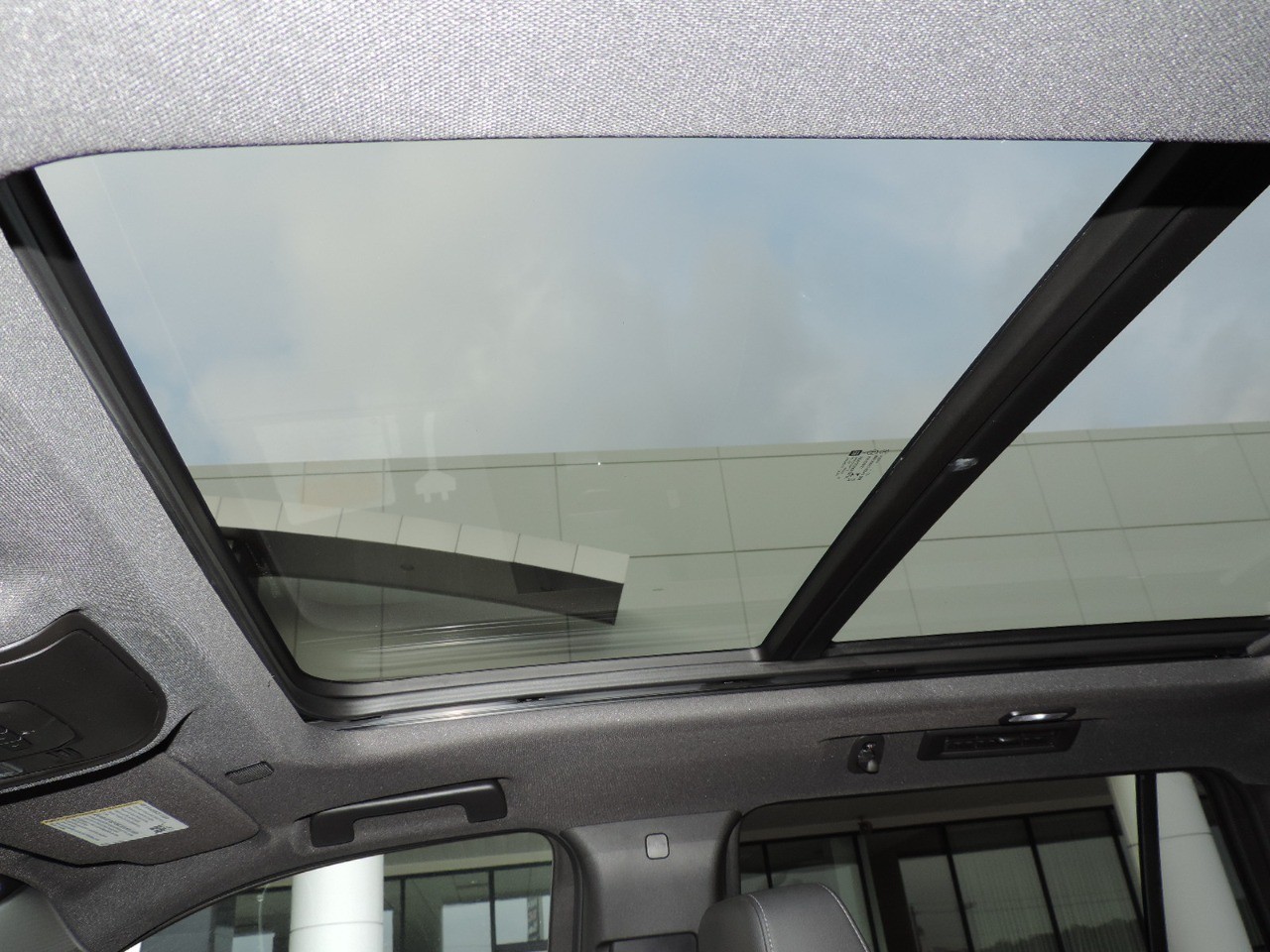 2022 Chevrolet Tahoe 4WD 4dr Z71 photo