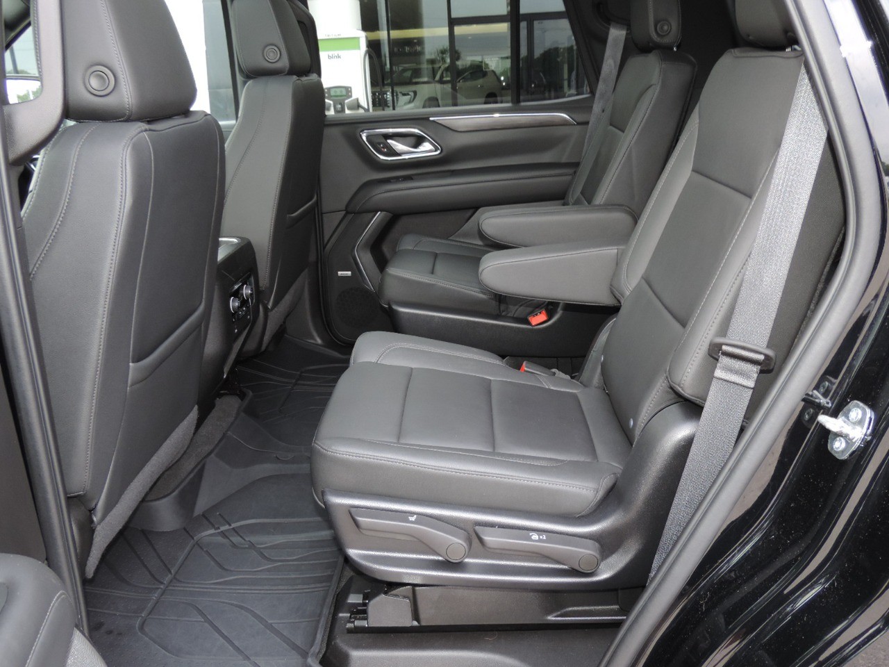 2022 Chevrolet Tahoe 4WD 4dr Z71 photo