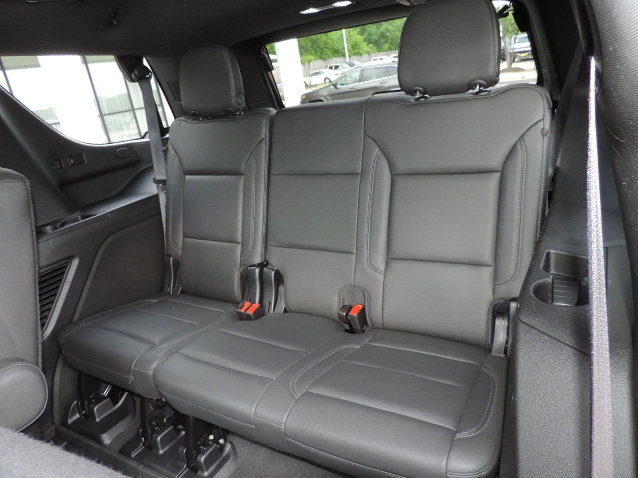 2022 Chevrolet Tahoe 4WD 4dr Z71 photo