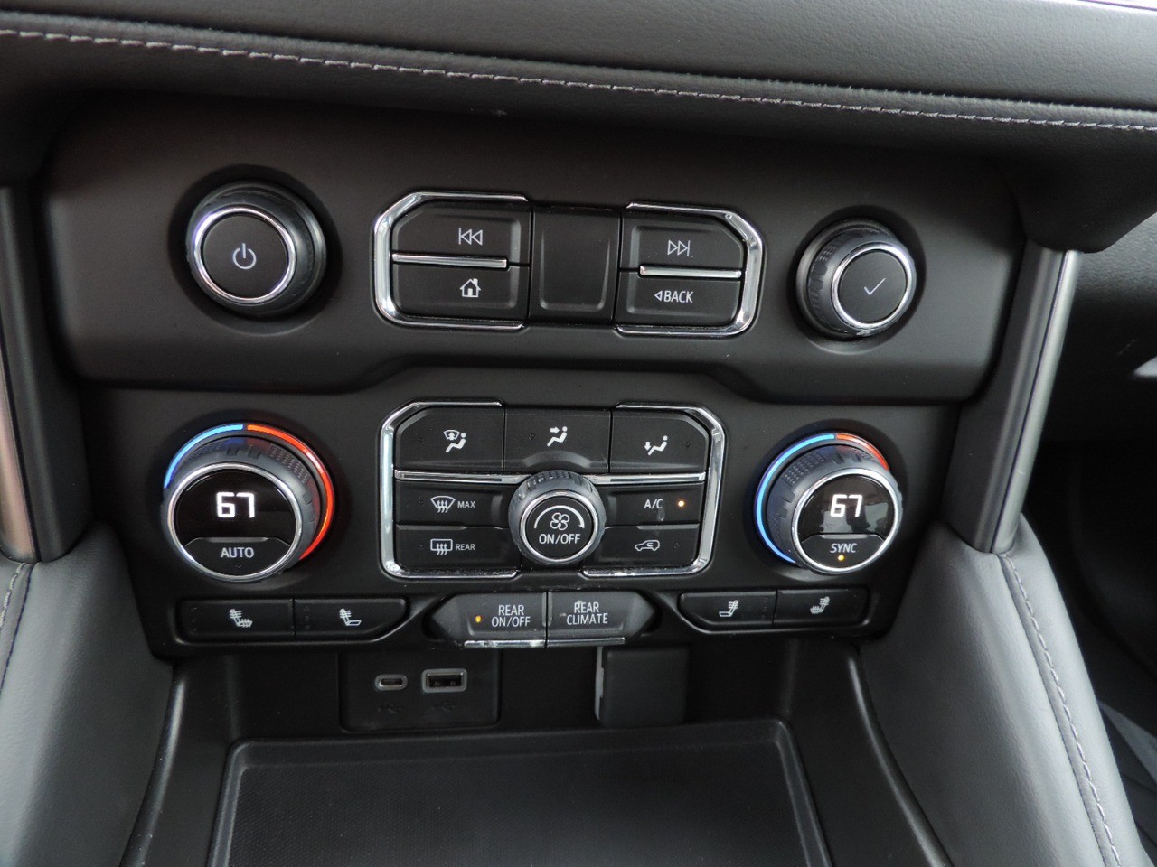 2022 Chevrolet Tahoe 4WD 4dr Z71 photo