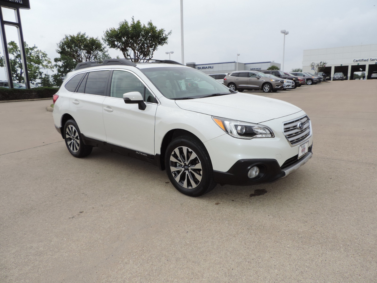 2017 Subaru Outback 2.5i Limited photo