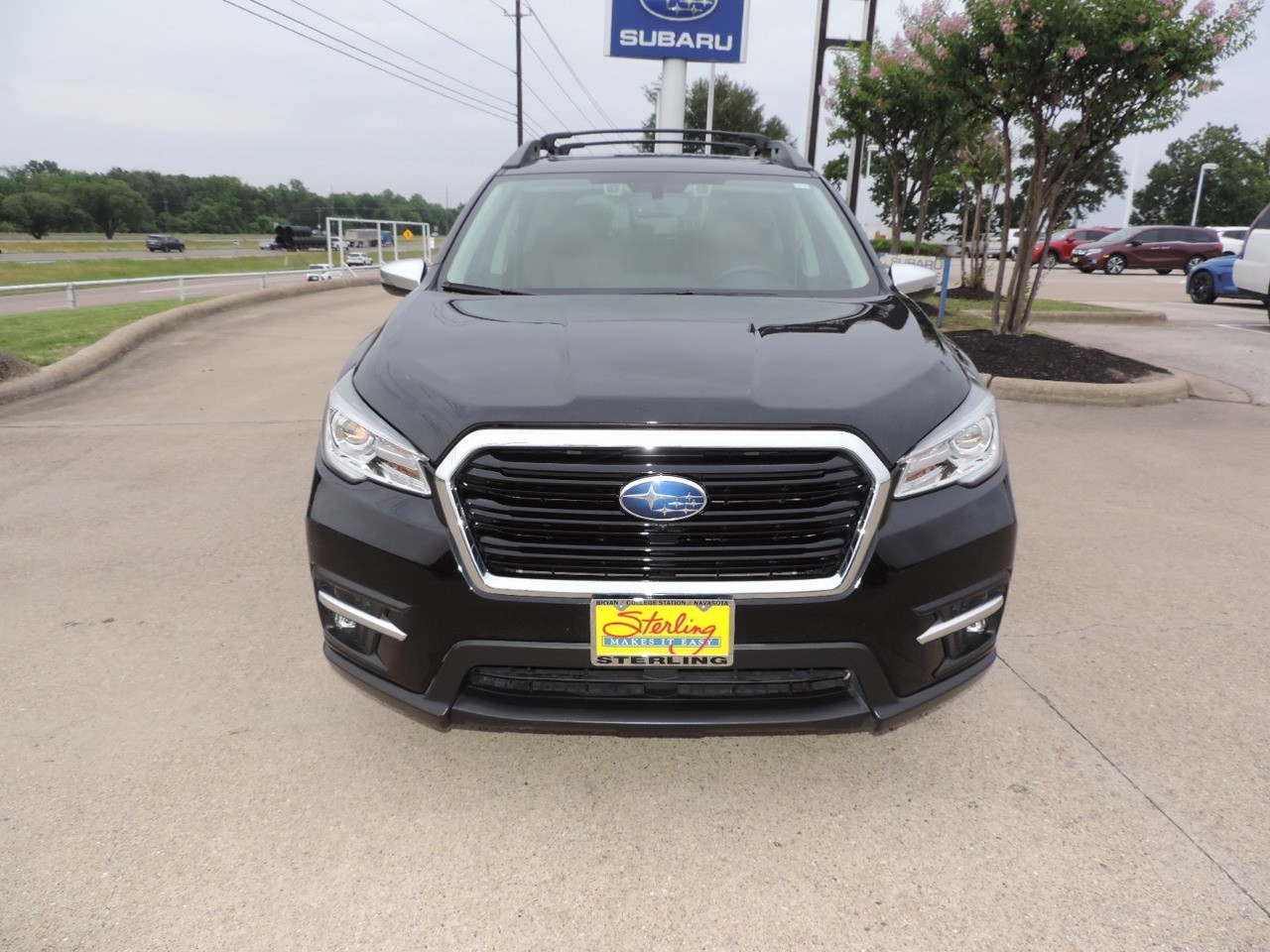2020 Subaru Ascent Touring 7-Passenger photo