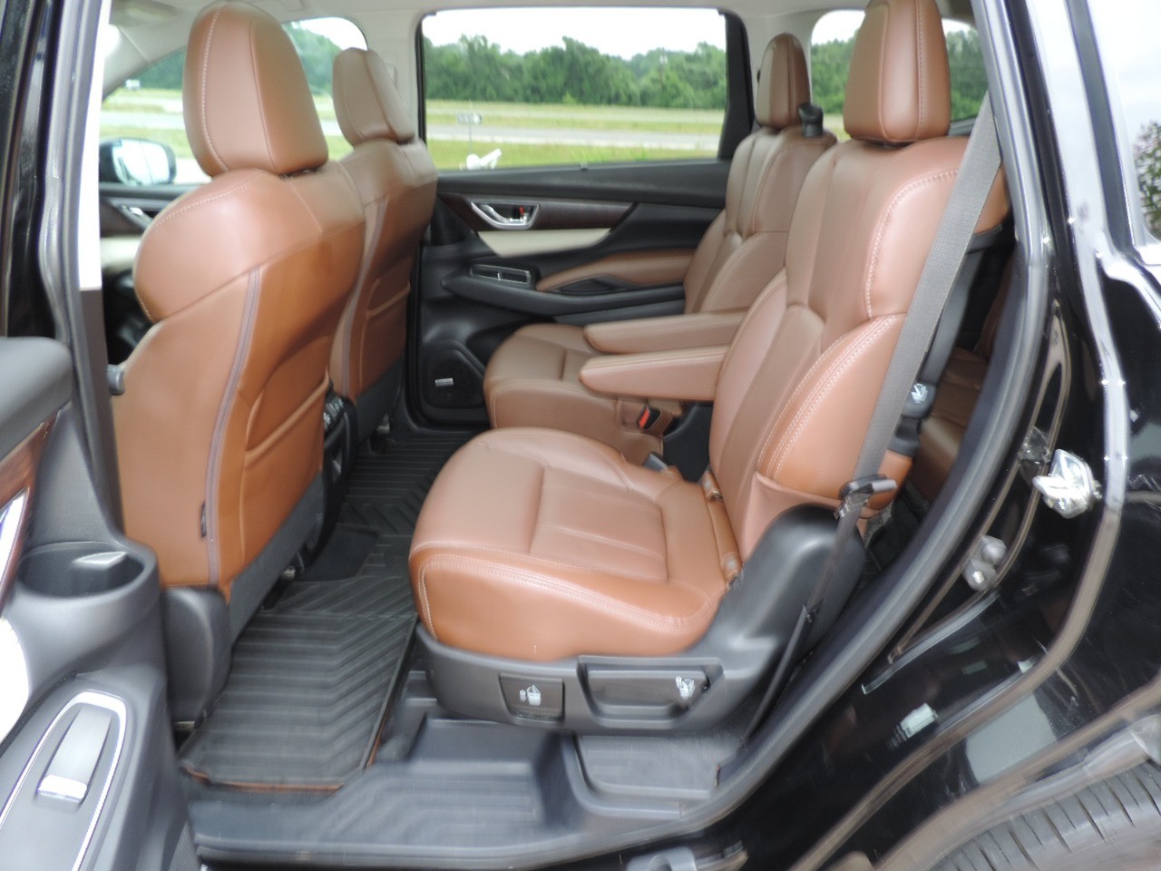 2020 Subaru Ascent Touring 7-Passenger photo