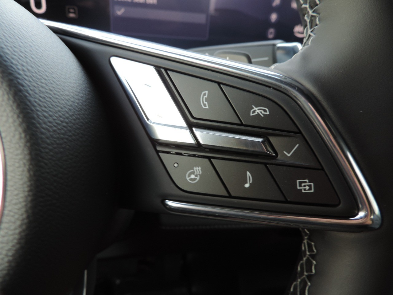 2025 Buick Enclave 4dr Sport Touring photo