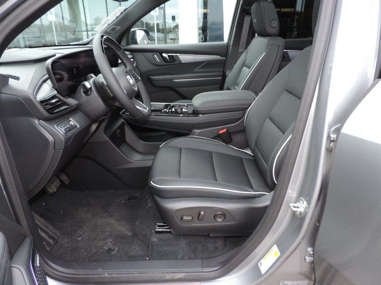 2025 Buick Enclave 4dr Sport Touring photo