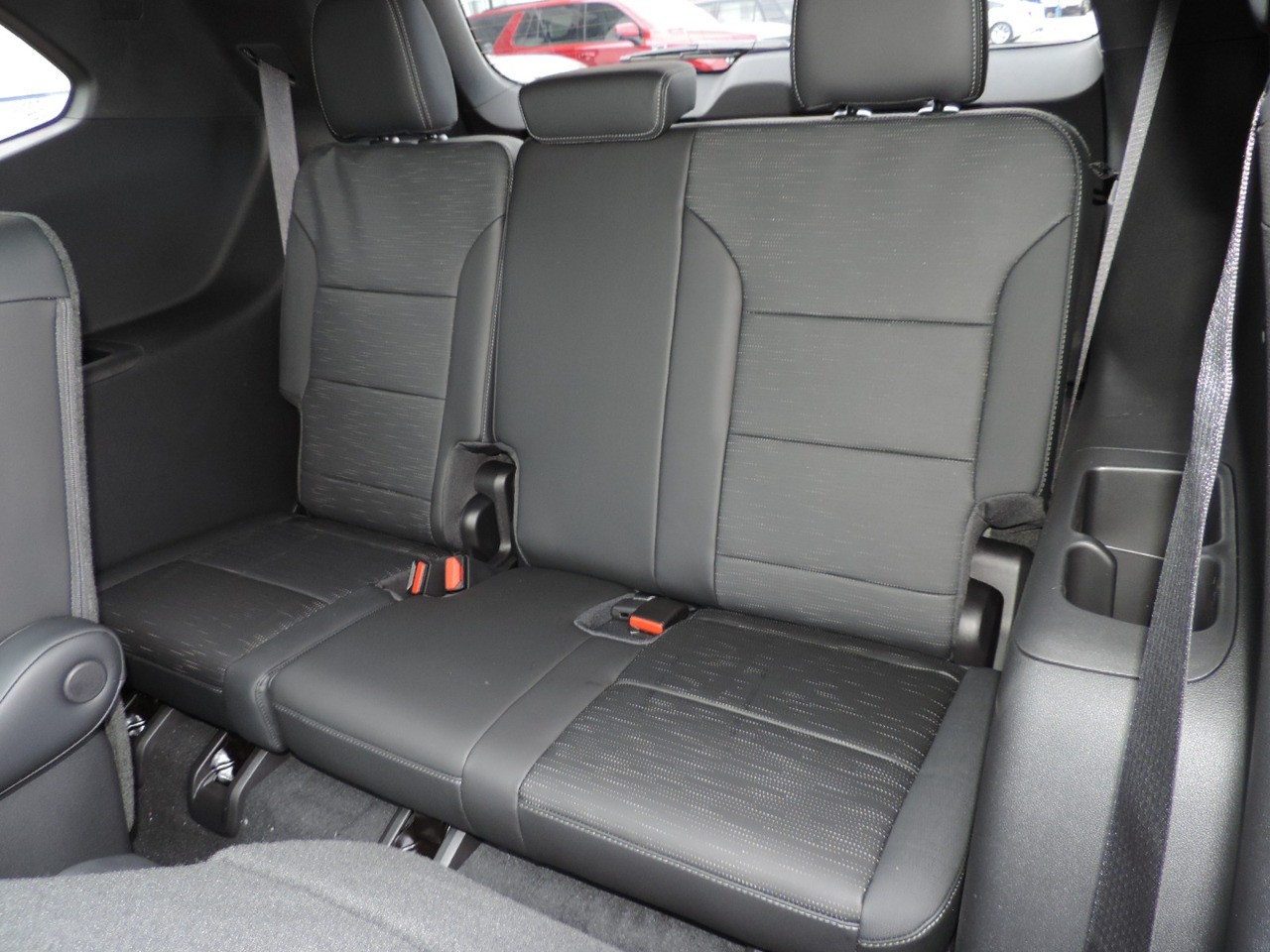 2025 Buick Enclave 4dr Sport Touring photo