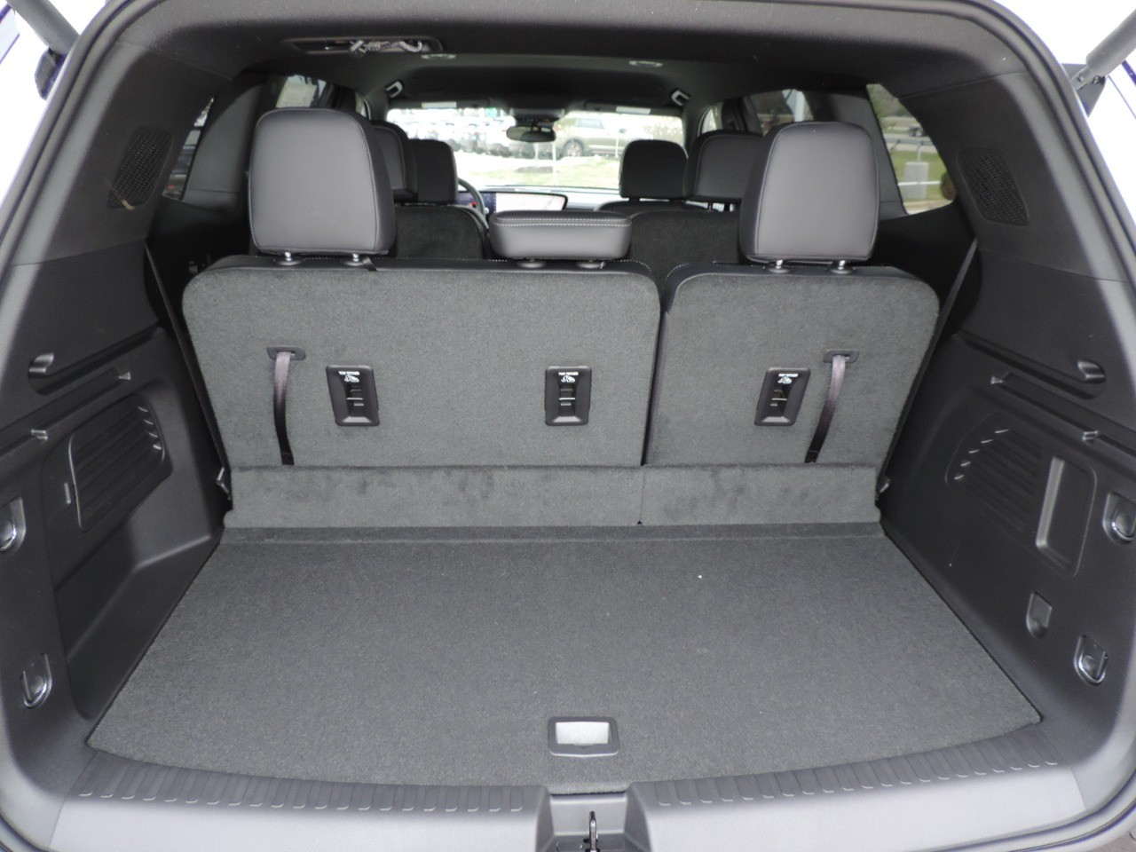 2025 Buick Enclave 4dr Sport Touring photo