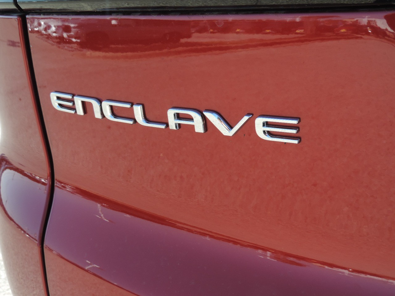 2025 Buick Enclave 4dr Sport Touring photo