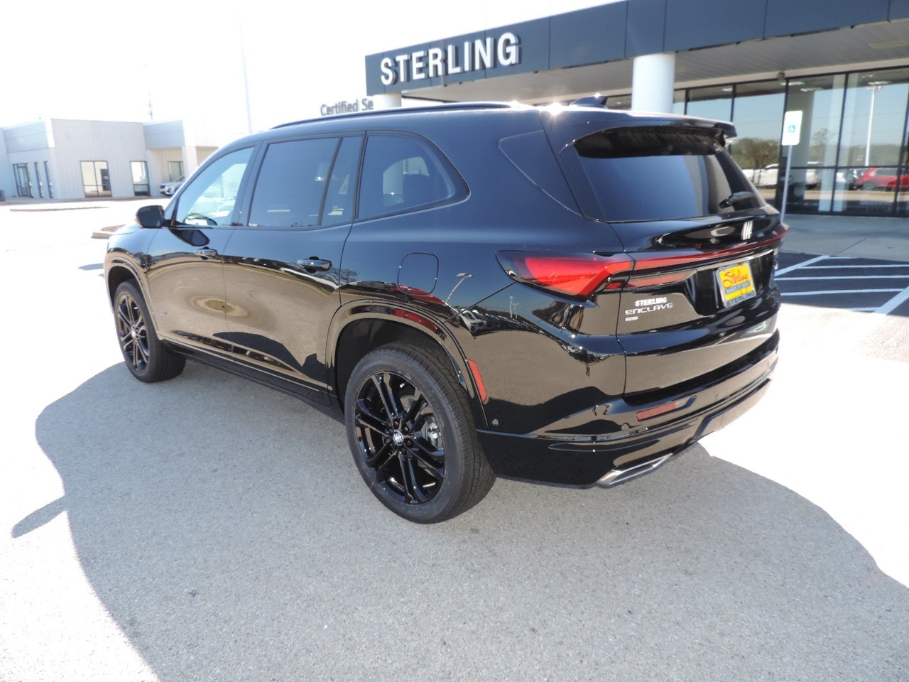 2025 Buick Enclave 4dr Sport Touring photo