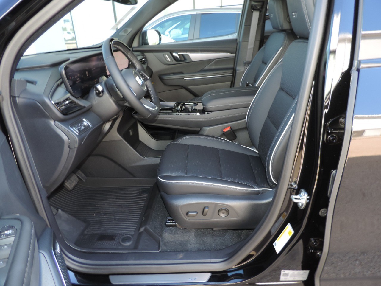 2025 Buick Enclave 4dr Sport Touring photo