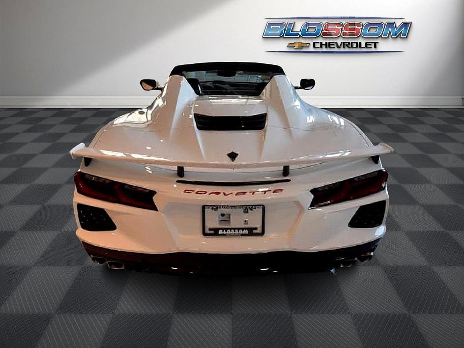 2025 Chevrolet Corvette 2LT photo