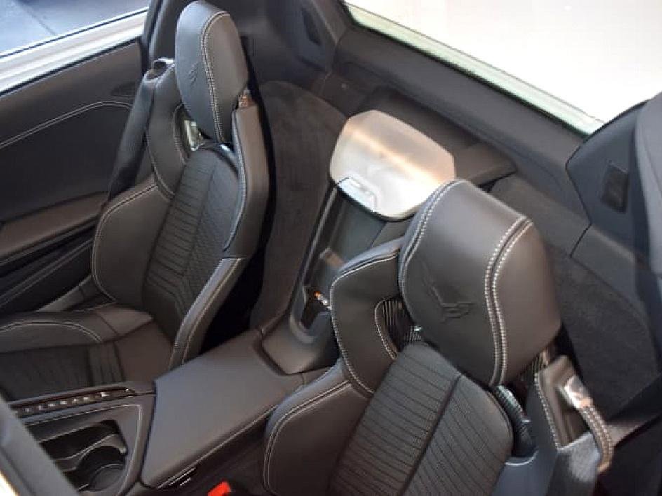 2025 Chevrolet Corvette 2LT photo